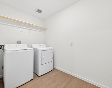28522 Golden Hay Drive - Photo Thumbnail 17