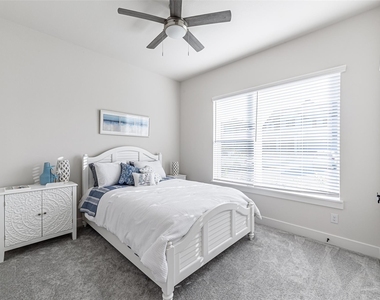 15215 Boisterous Way - Photo Thumbnail 7