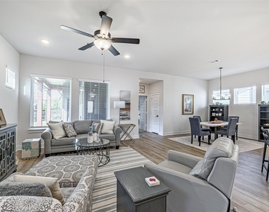 15215 Boisterous Way - Photo Thumbnail 8