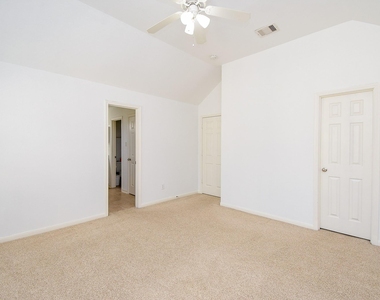 2202 Naomi Street - Photo Thumbnail 30
