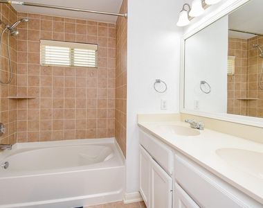 2202 Naomi Street - Photo Thumbnail 33