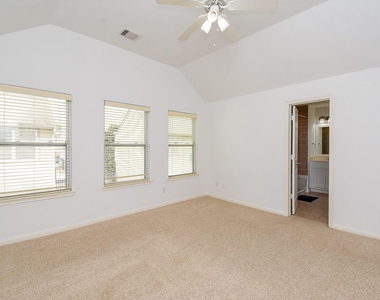 2202 Naomi Street - Photo Thumbnail 29