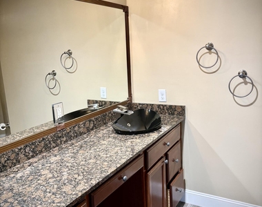 905 N Harbor City Boulevard - Photo Thumbnail 16