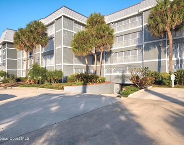905 N Harbor City Boulevard - Photo Thumbnail 2