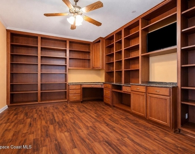 905 N Harbor City Boulevard - Photo Thumbnail 11