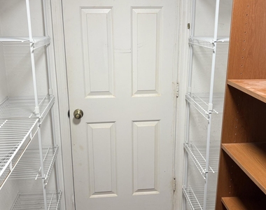 905 N Harbor City Boulevard - Photo Thumbnail 19
