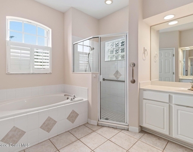 4035 Estancia Way - Photo Thumbnail 5