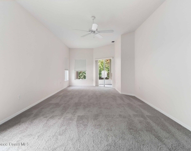4035 Estancia Way - Photo Thumbnail 4
