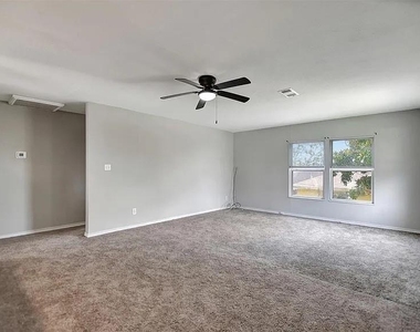 5313 Perry Avenue - Photo Thumbnail 6