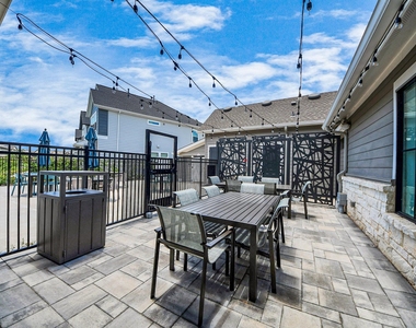 5300 Berkeley Knoll Circle - Photo Thumbnail 16