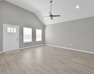 16732 E Juneau - Photo Thumbnail 6