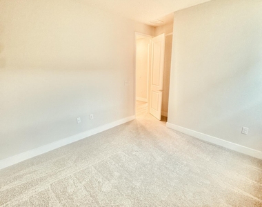 8538 Rocard Court - Photo Thumbnail 40