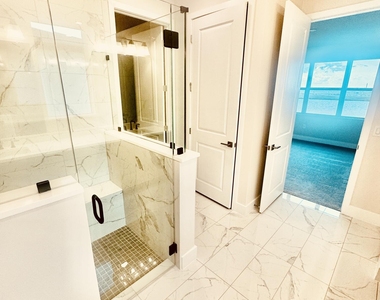 8538 Rocard Court - Photo Thumbnail 30