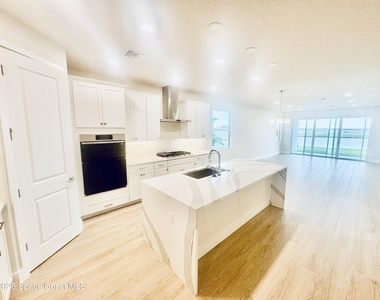 8538 Rocard Court - Photo Thumbnail 15
