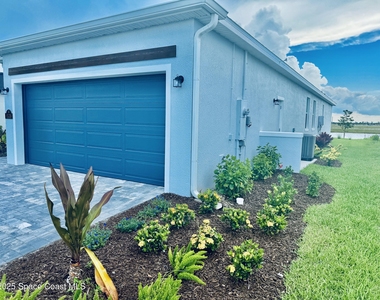 8538 Rocard Court - Photo Thumbnail 7