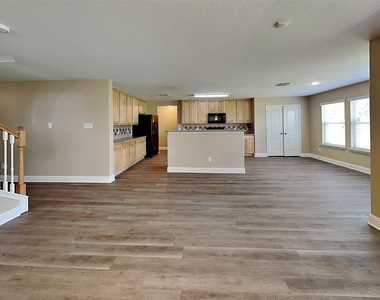 3710 Mystic Meadows Lane - Photo Thumbnail 2
