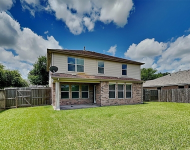 3710 Mystic Meadows Lane - Photo Thumbnail 18
