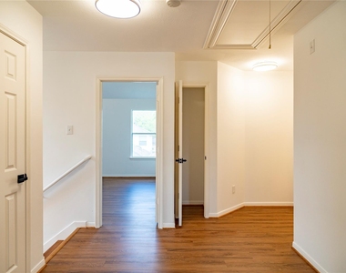 16327 Woma Court - Photo Thumbnail 10