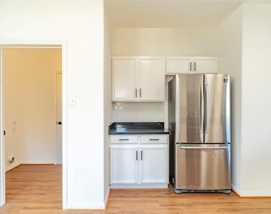 16327 Woma Court - Photo Thumbnail 14