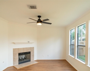 16327 Woma Court - Photo Thumbnail 17