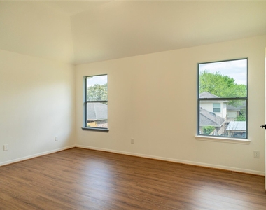 16327 Woma Court - Photo Thumbnail 20