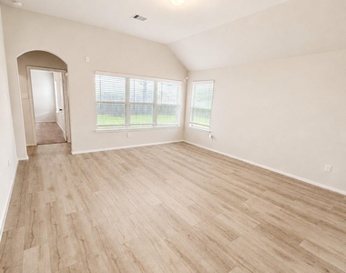 3443 Hughes Meadow Way - Photo Thumbnail 5