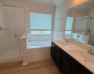 3443 Hughes Meadow Way - Photo Thumbnail 18