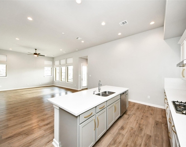 2901 Apple Rose L Lane - Photo Thumbnail 7