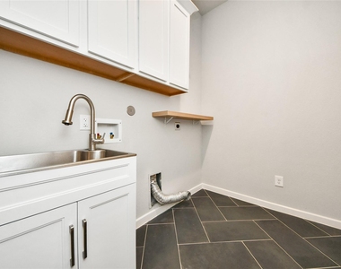 2901 Apple Rose L Lane - Photo Thumbnail 35