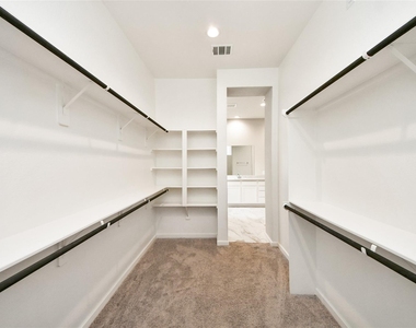 2901 Apple Rose L Lane - Photo Thumbnail 15