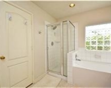 21506 Misty Isle - Photo Thumbnail 22