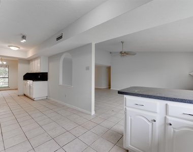 15702 Mendocino Drive - Photo Thumbnail 7