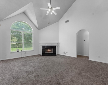 25553 Oakhurst Forest Drive - Photo Thumbnail 12