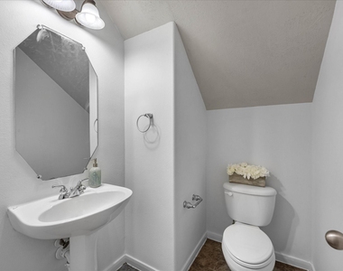 25553 Oakhurst Forest Drive - Photo Thumbnail 22
