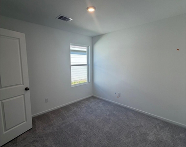 662 Road 590110 - Photo Thumbnail 17