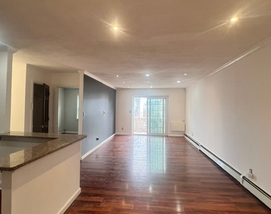 10563 Flatlands 4 Street - Photo Thumbnail 2