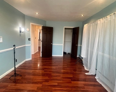 10563 Flatlands 4 Street - Photo Thumbnail 9