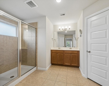 18219 Alora Springs Trc - Photo Thumbnail 12
