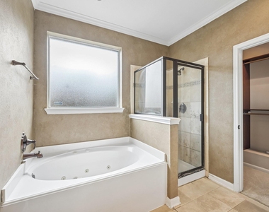 11303 English Rose Trail - Photo Thumbnail 25