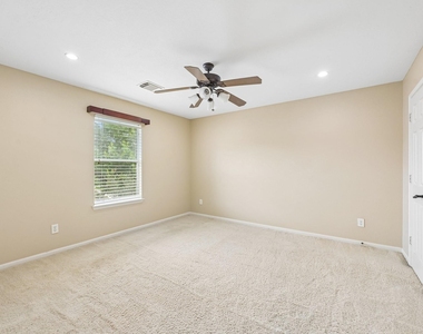 11303 English Rose Trail - Photo Thumbnail 32