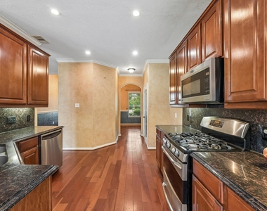 11303 English Rose Trail - Photo Thumbnail 6