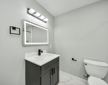 1218 Des Jardines Street - Photo Thumbnail 28