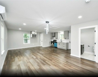 1218 Des Jardines Street - Photo Thumbnail 22