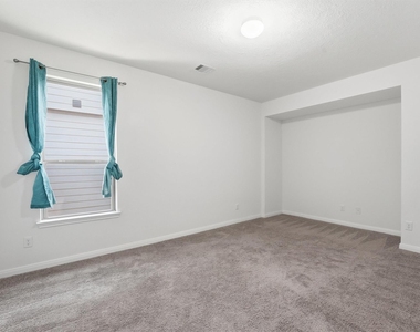 4915 Gazelle Leap Lane - Photo Thumbnail 4