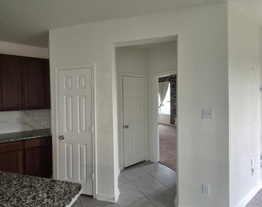 4915 Gazelle Leap Lane - Photo Thumbnail 7