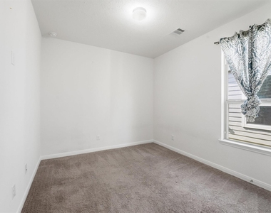 4915 Gazelle Leap Lane - Photo Thumbnail 2