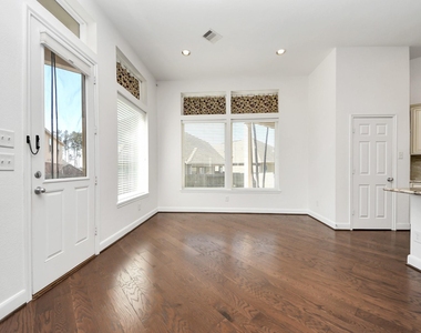 1947 Parnevik Place - Photo Thumbnail 35
