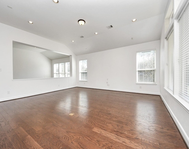 1947 Parnevik Place - Photo Thumbnail 33