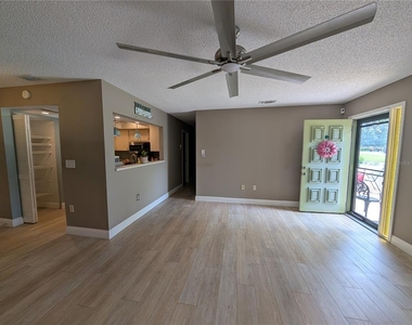 8161 Braddock Circle - Photo Thumbnail 5
