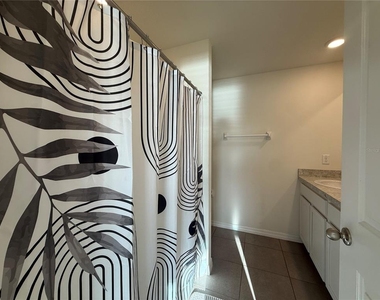 578 Olive Conch Street - Photo Thumbnail 11